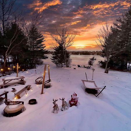 Zen Den - Pocono Lakefront With Hot Tub ! Pocono Summit Экстерьер фото
