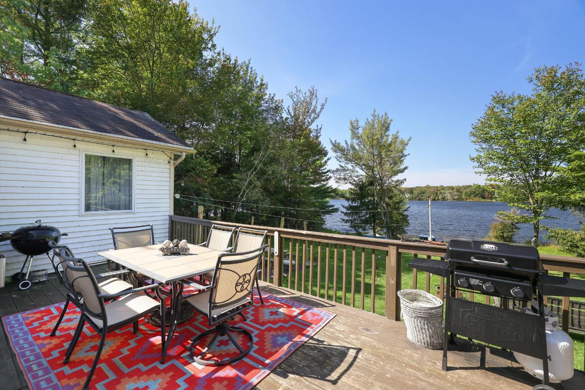 Zen Den - Pocono Lakefront With Hot Tub ! Pocono Summit Экстерьер фото
